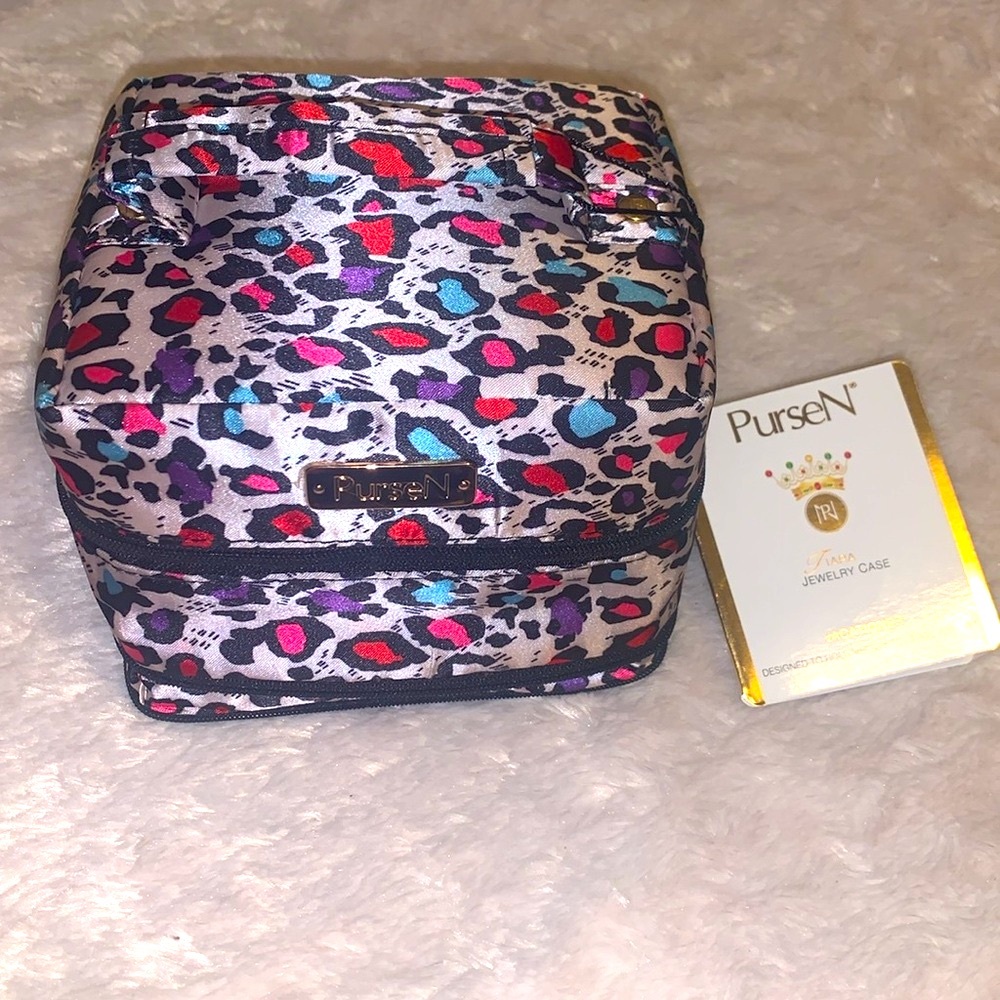 🎁NWT PurseN animal print Tiara Jewelry Case Vacationer